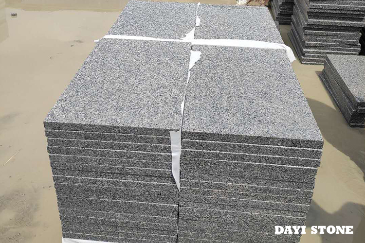 Paving Light Grey Granite G603-10 Top flamed bevelled 2mm others sawn 30x60x3cm Flat Pallet Packing - Dayi Stone